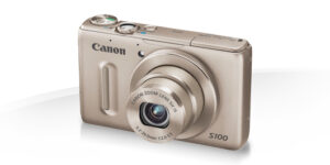 Le Canon PowerShot S100 est disponible en plusieurs coloris.